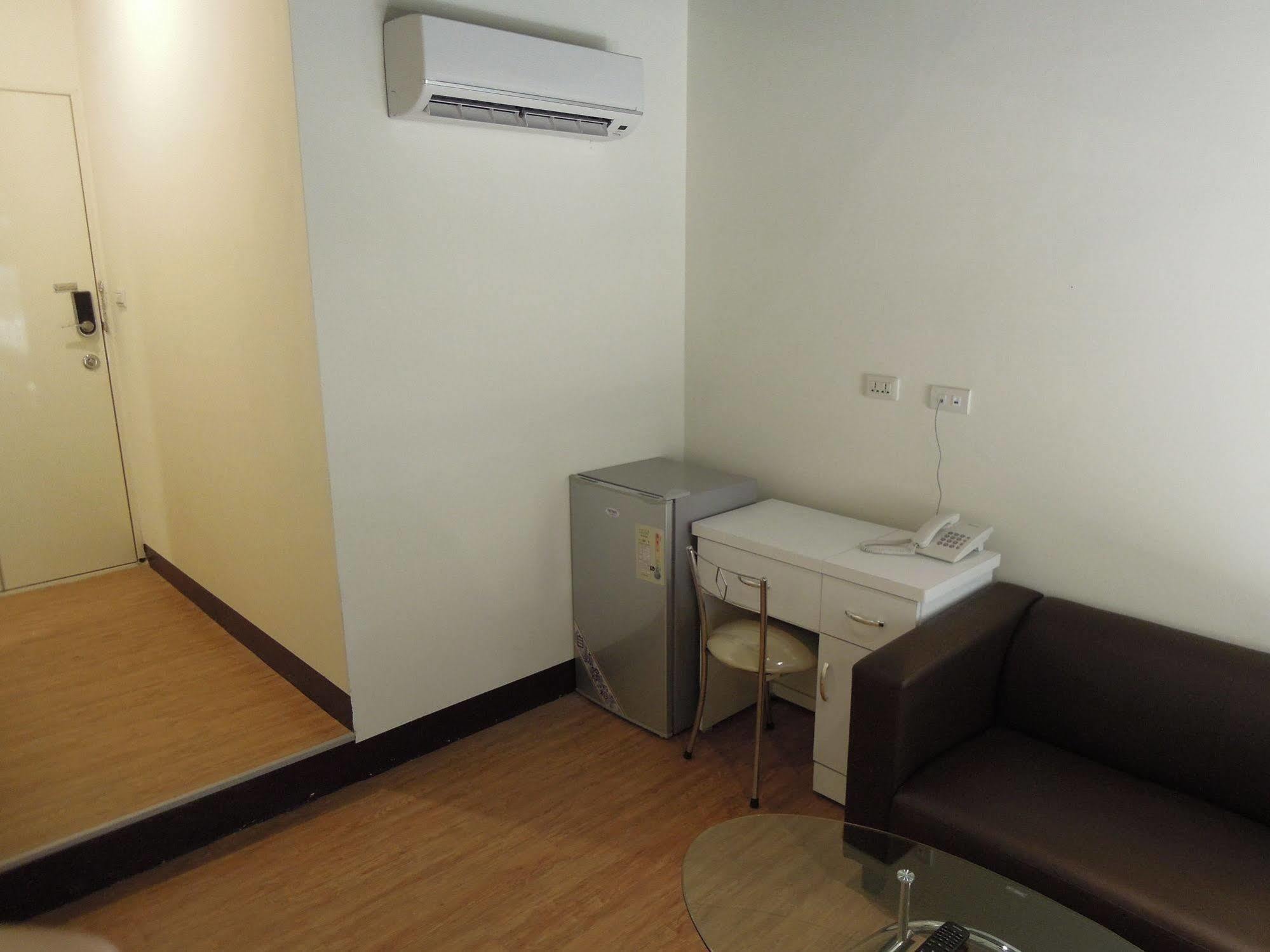 Galaxy Mini Inn Taipei Eksteriør bilde